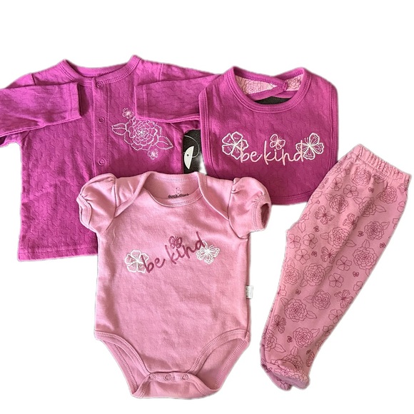 4 Piece Set Duck Duck Goose Babygirl Outfit 0-3mo - Picture 1 of 5